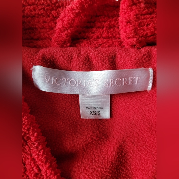 Victoria's Secret Robe - Picture 4 of 7